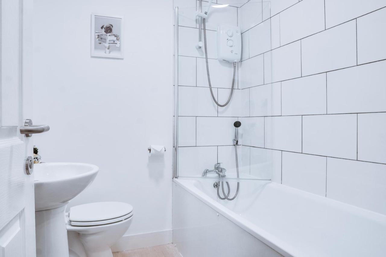 Birkenhead - 2 Bedroom House Kültér fotó